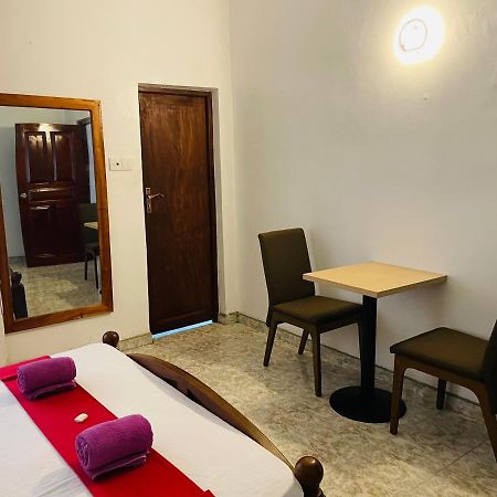 Ivana Homestay 캔디 외부 사진