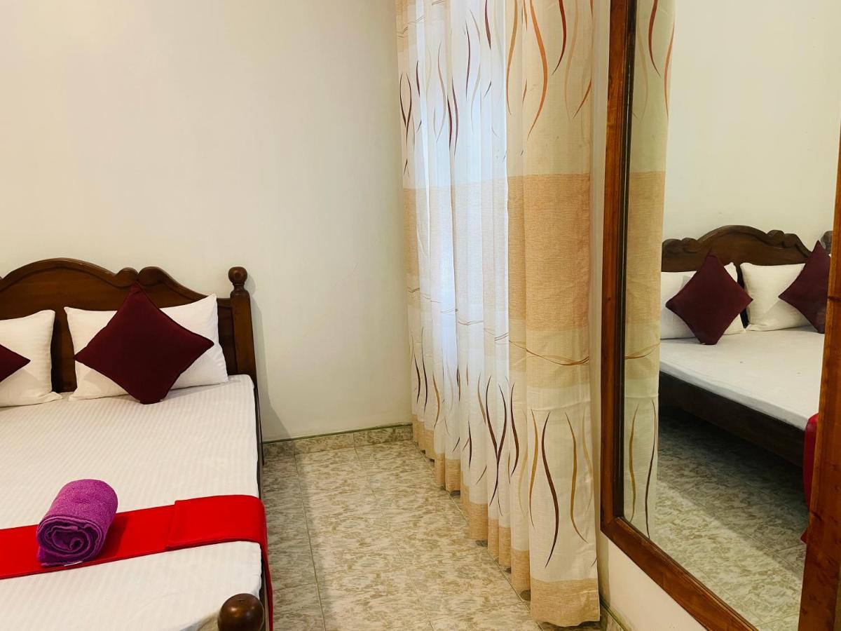 Ivana Homestay 캔디 외부 사진