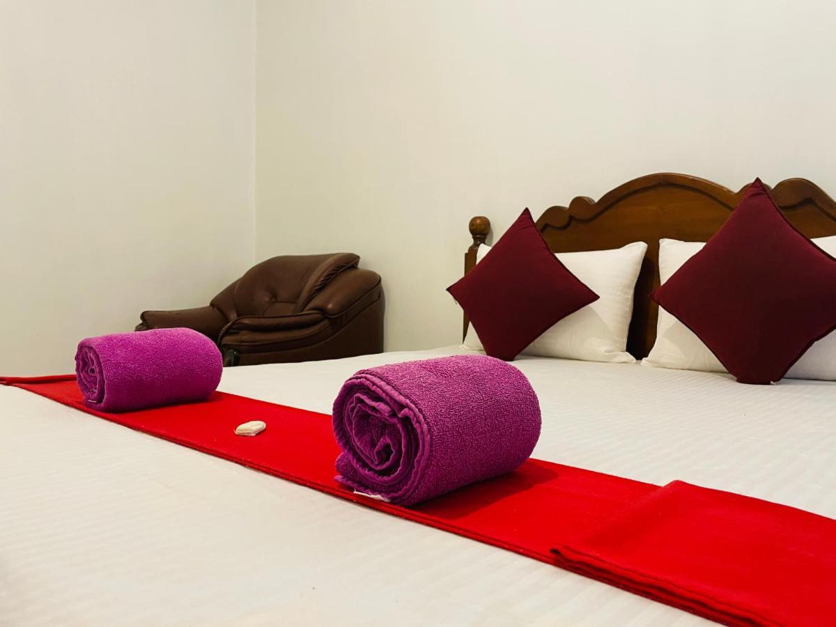 Ivana Homestay 캔디 외부 사진